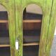 Armoire vitrée en bois