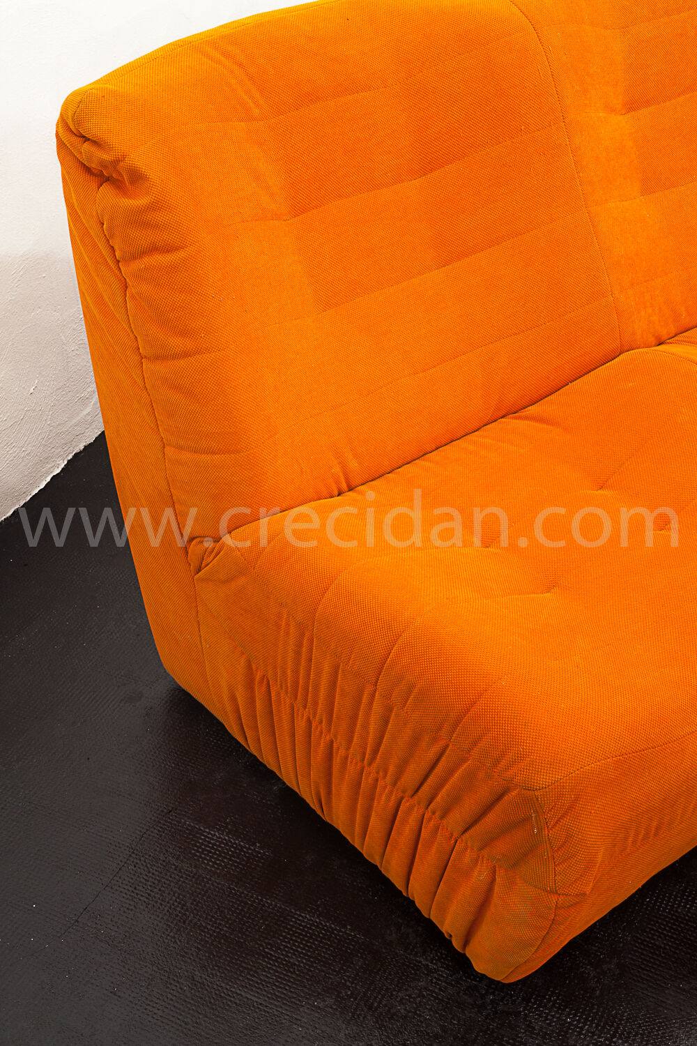 Orange sofa 70'