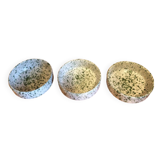 3 ramekins
