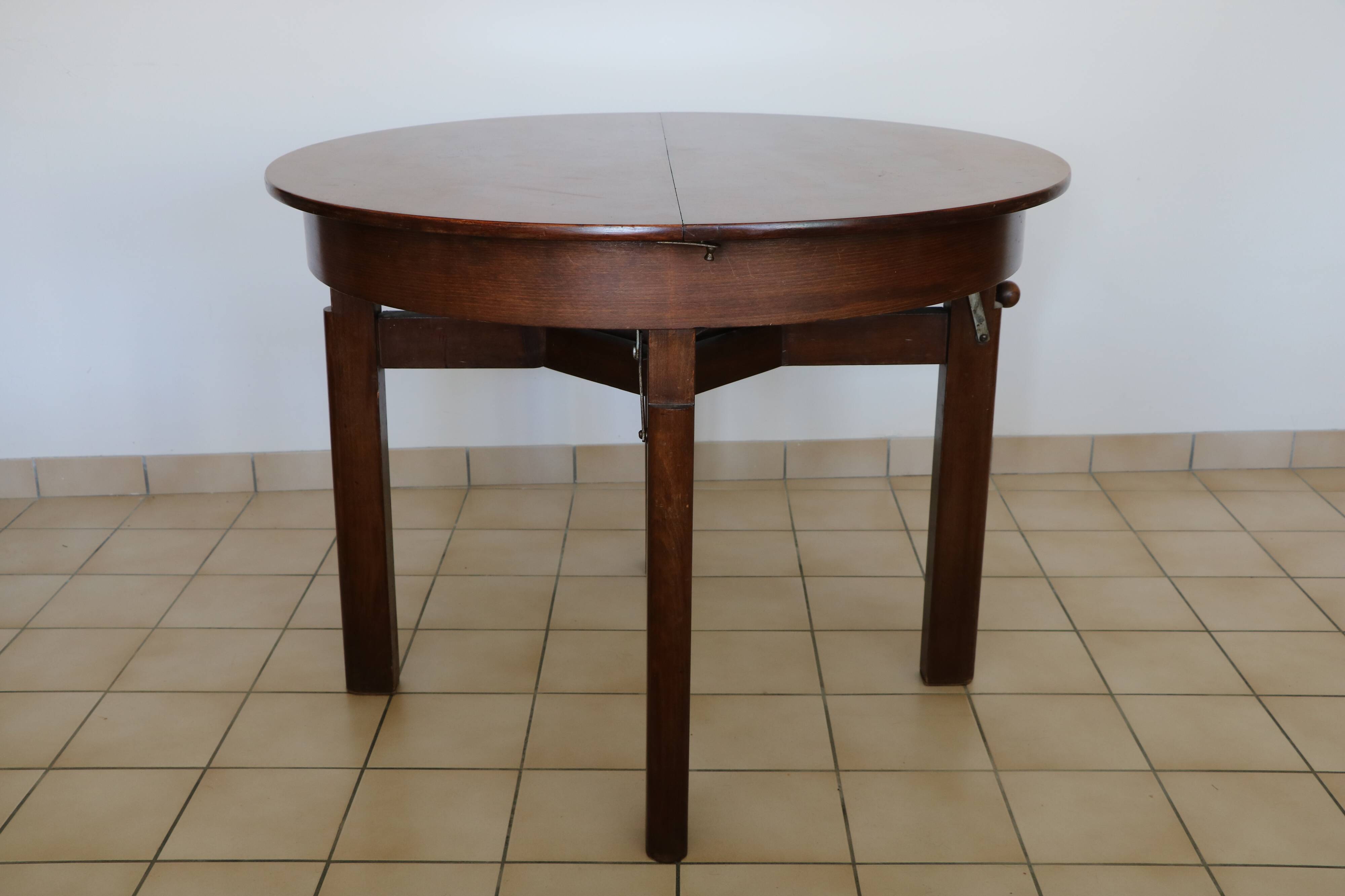 Extendable round table butterfly system 1950