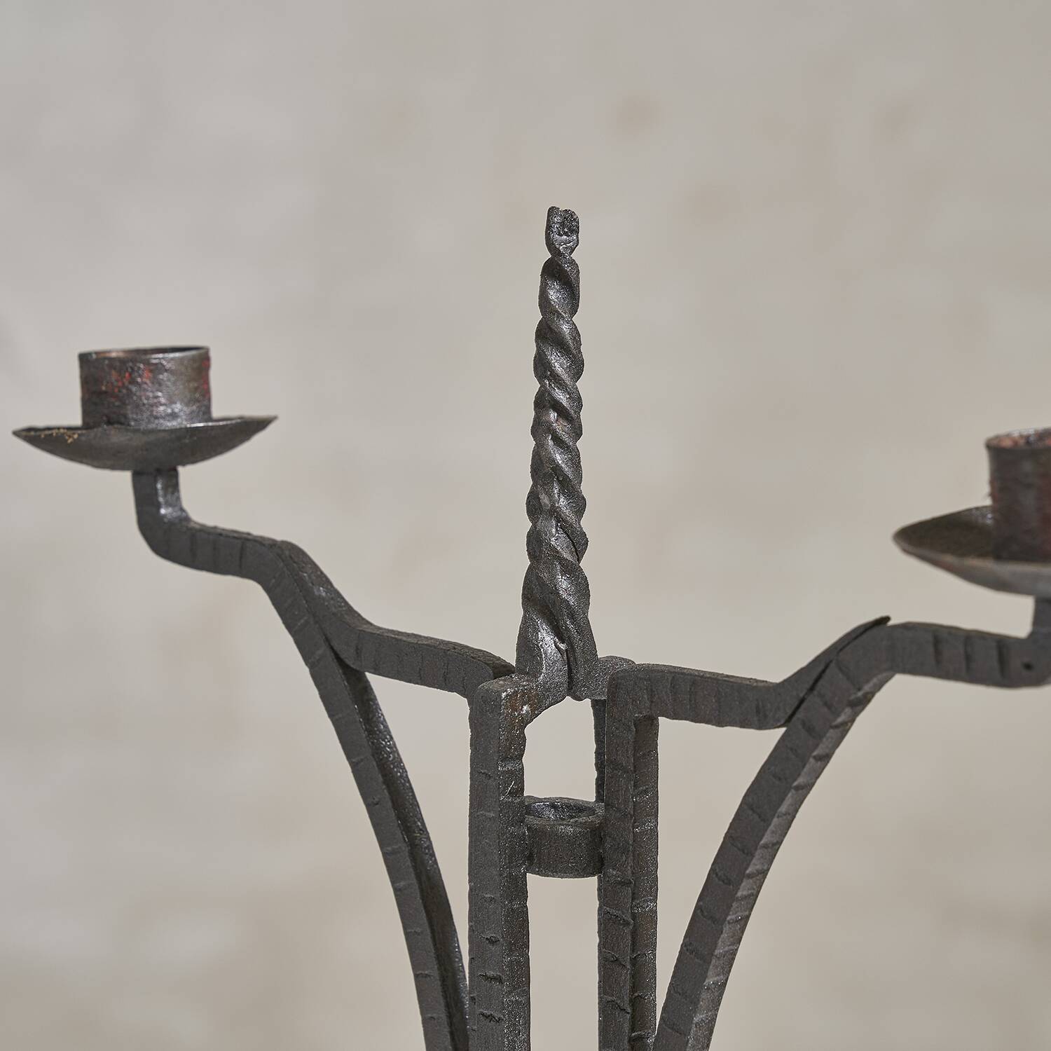 Arabesque candle holders