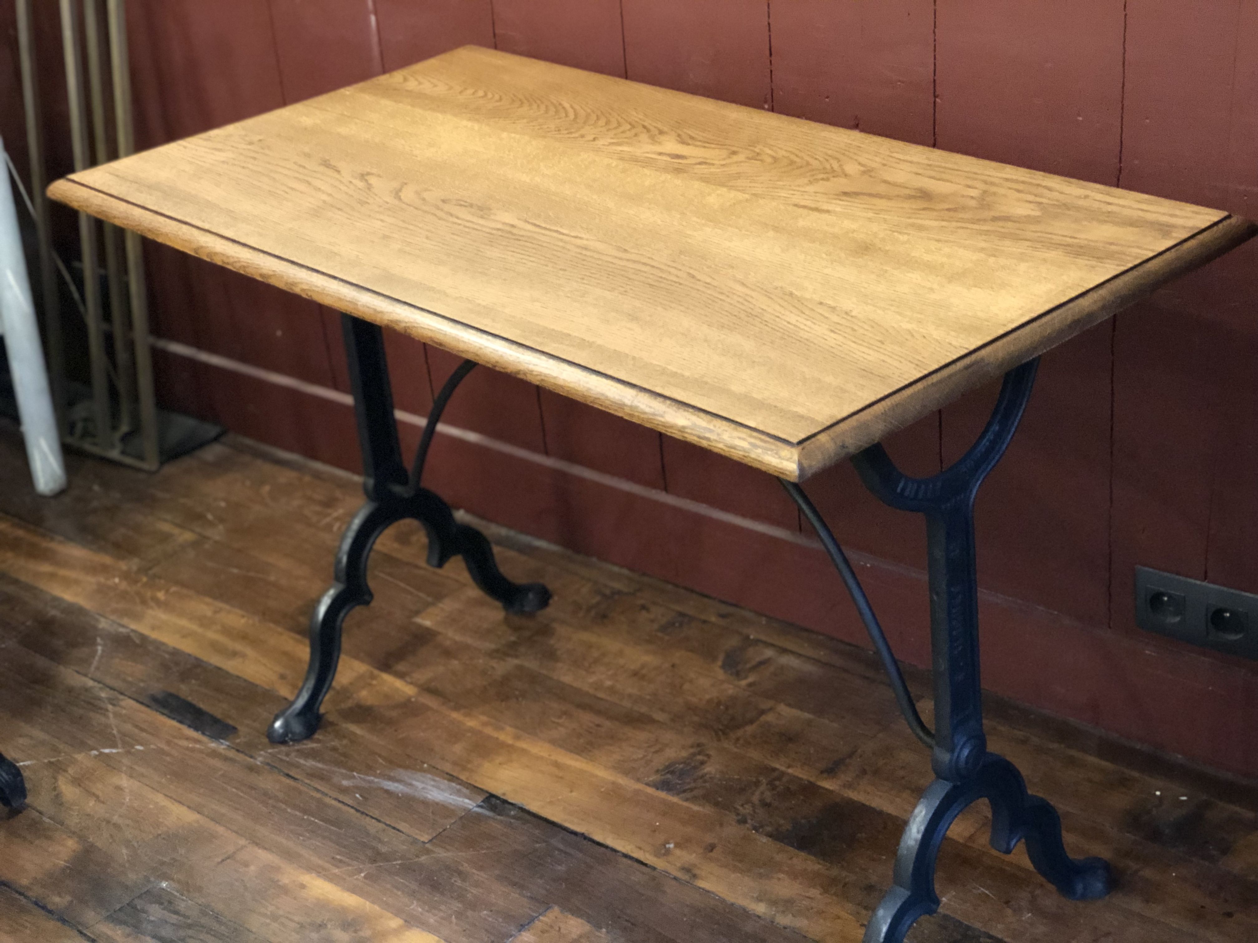 Table de bistrot ancienne Pierre Ouvrier