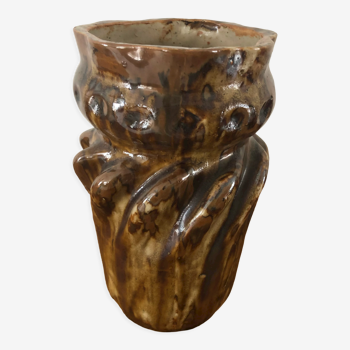 Art deco vase in varnished ceramic