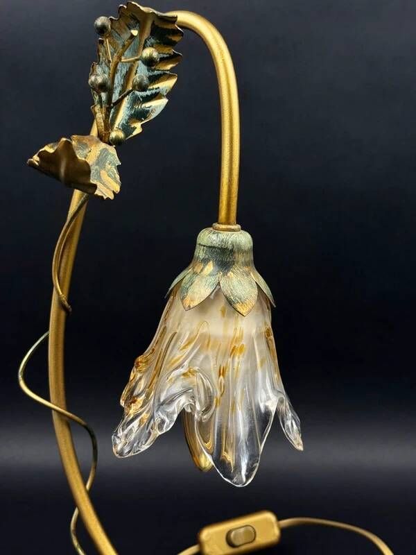 Masca Italy floral lamp, gold metal and blown glass