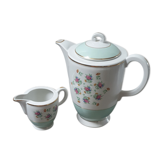 Teapot and milk pitcher