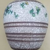 Ceramic vase