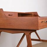 Danish teak desk, model 56, by Arne Wahl Iversen/Vinde Mobelfabrik.