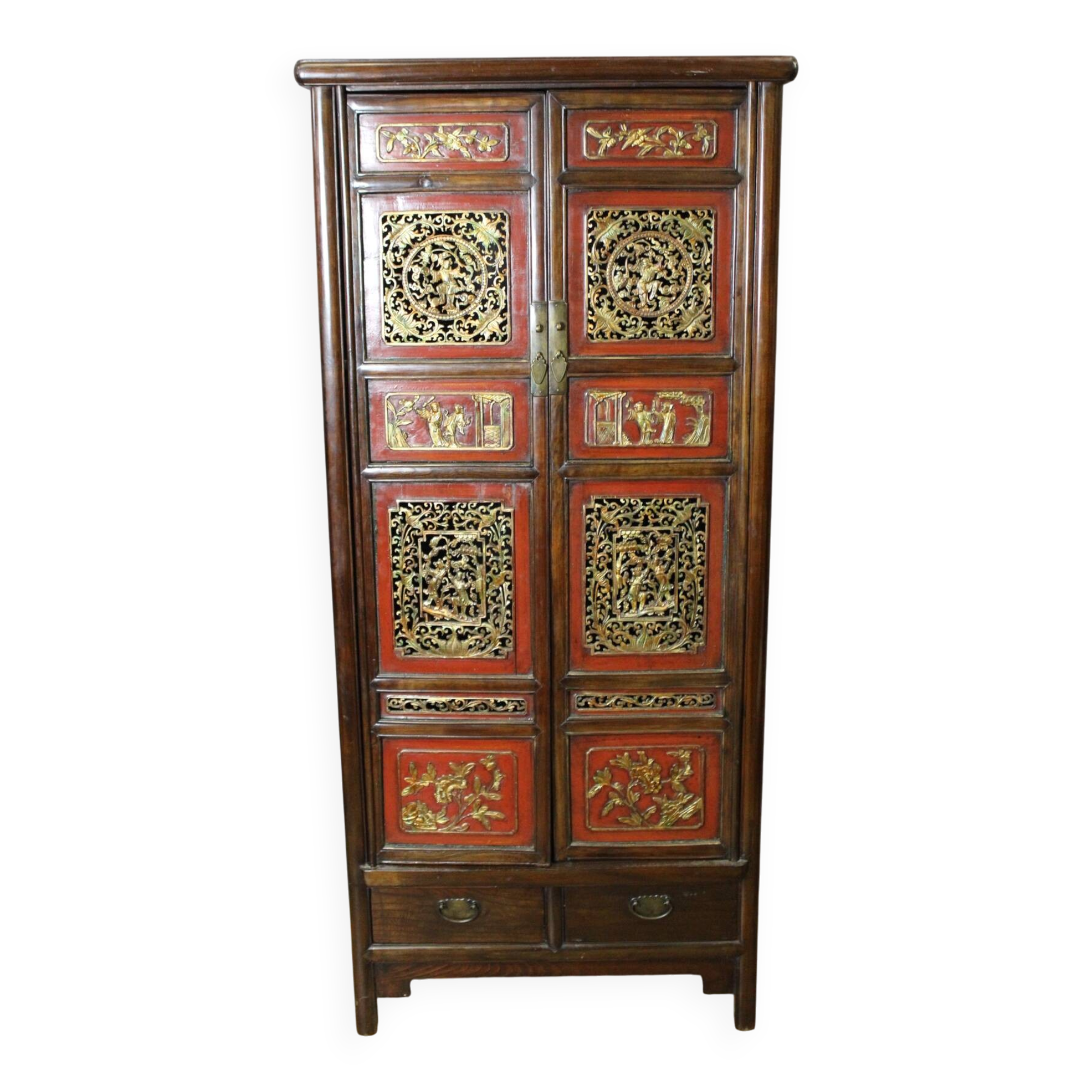Chinese Cabinet in Red and Gold Lacquer