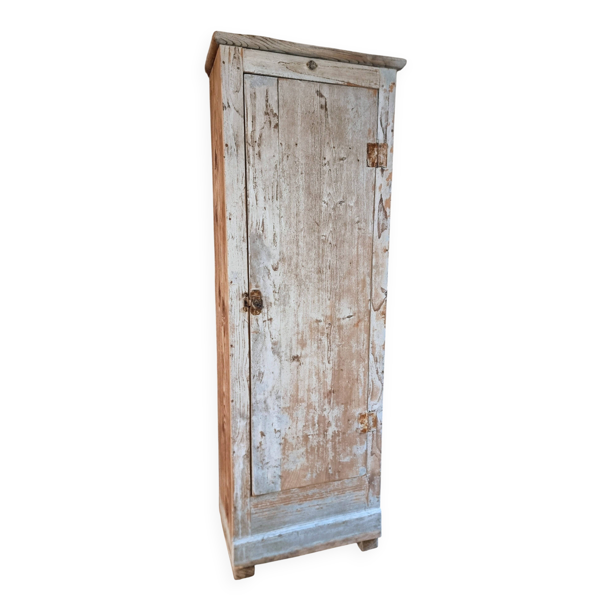 Antique French workshop cupboard – 1900-1920 – Narrow bonnetière