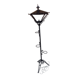 Lampadaire jardin fonctionnel,