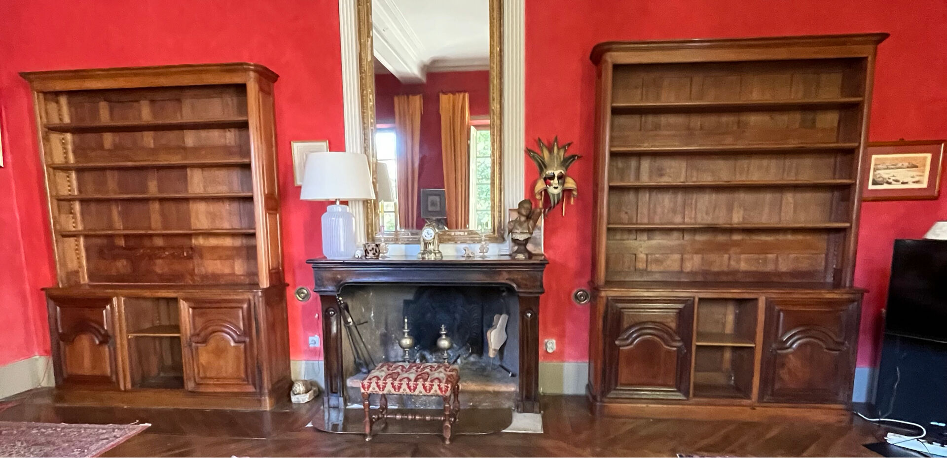 Pair of large oak bookshelves in louis-philippe style