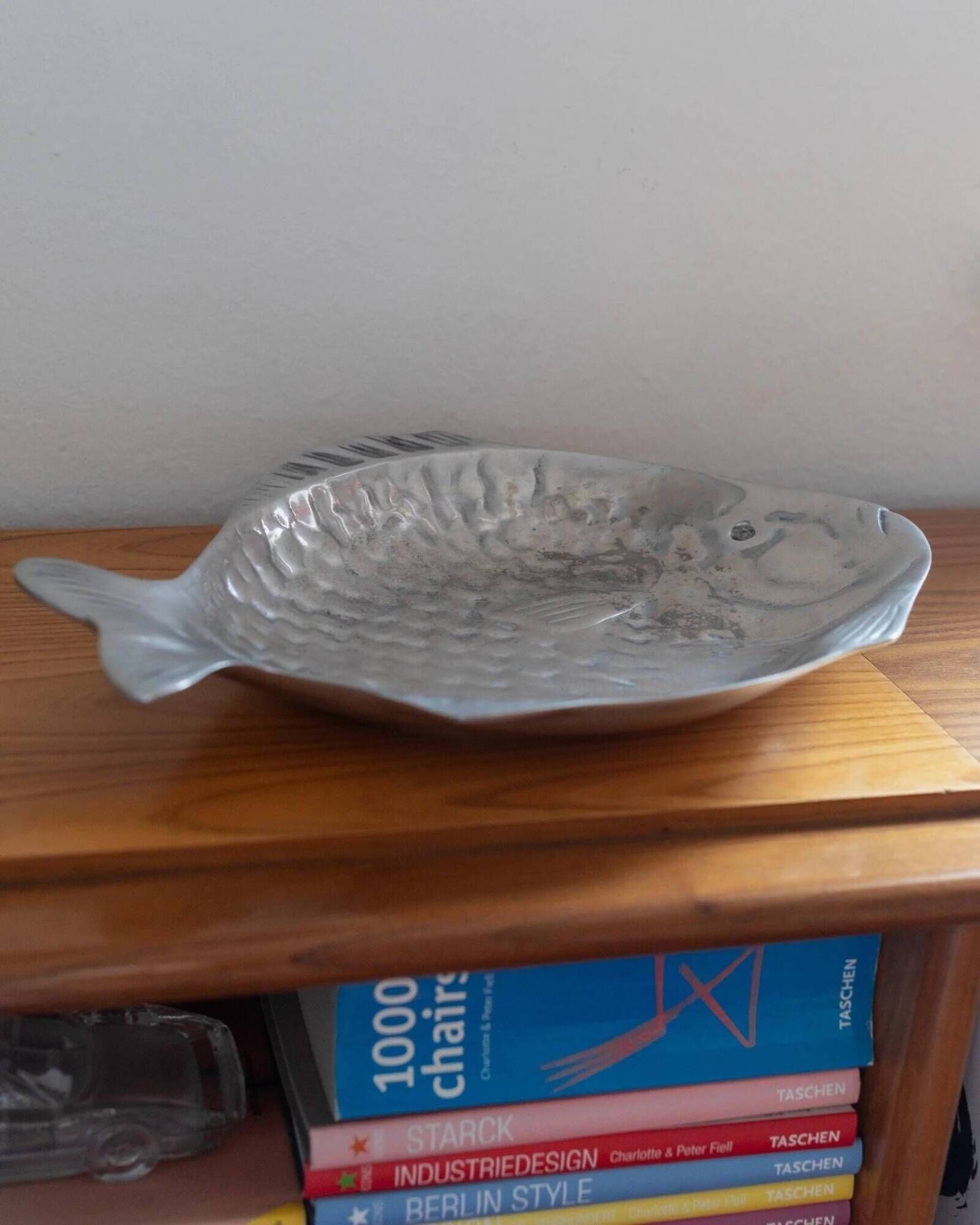 Arthur Court Vintage Fish-Shape Aluminum Tray in Silver – Mid-Century 1970s Design