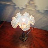 Table lamp in gilded bronze with opalescent glass shade, early 20th century.