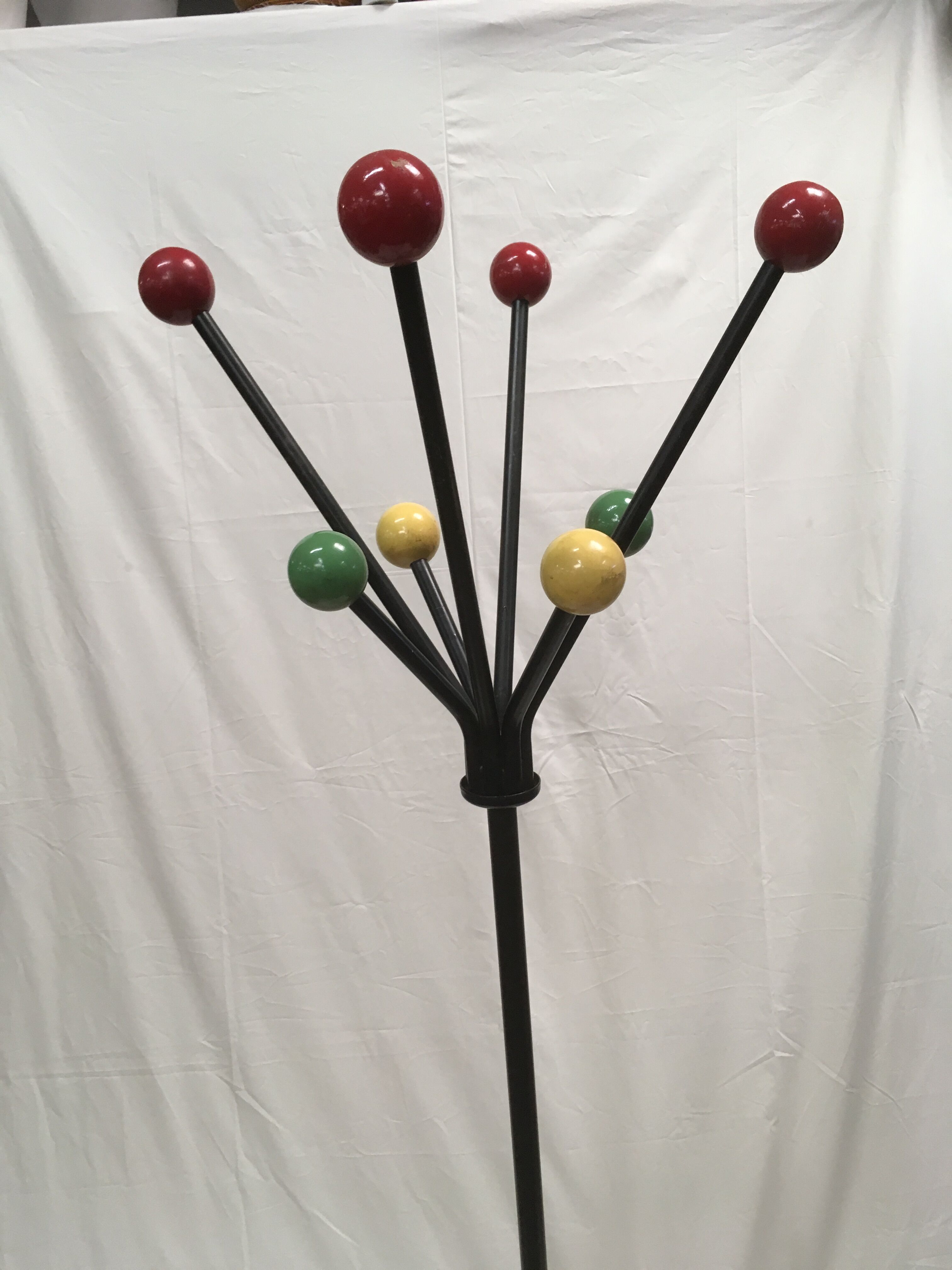 Coatrack 1950 colored balls