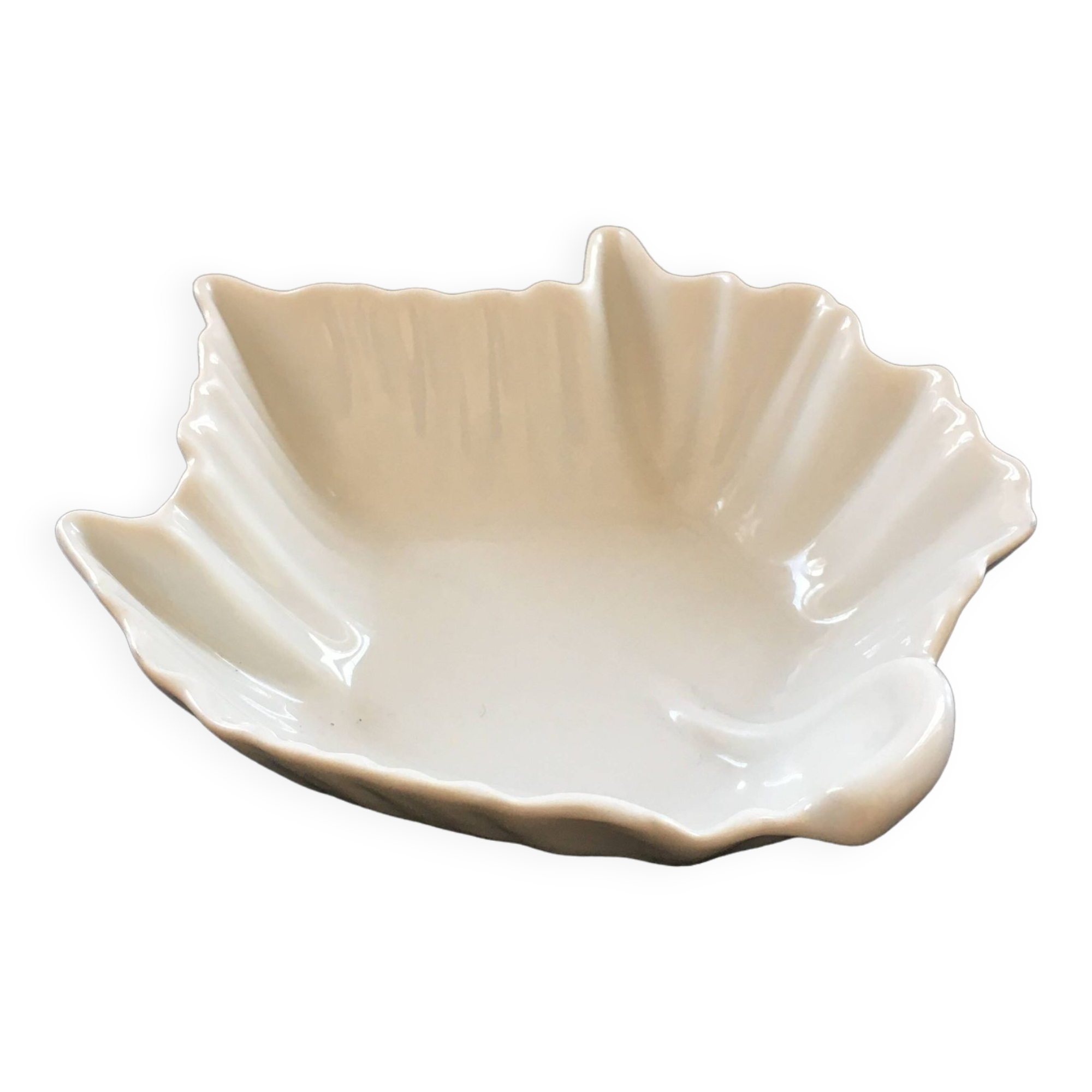 Porcelain leaf emptier