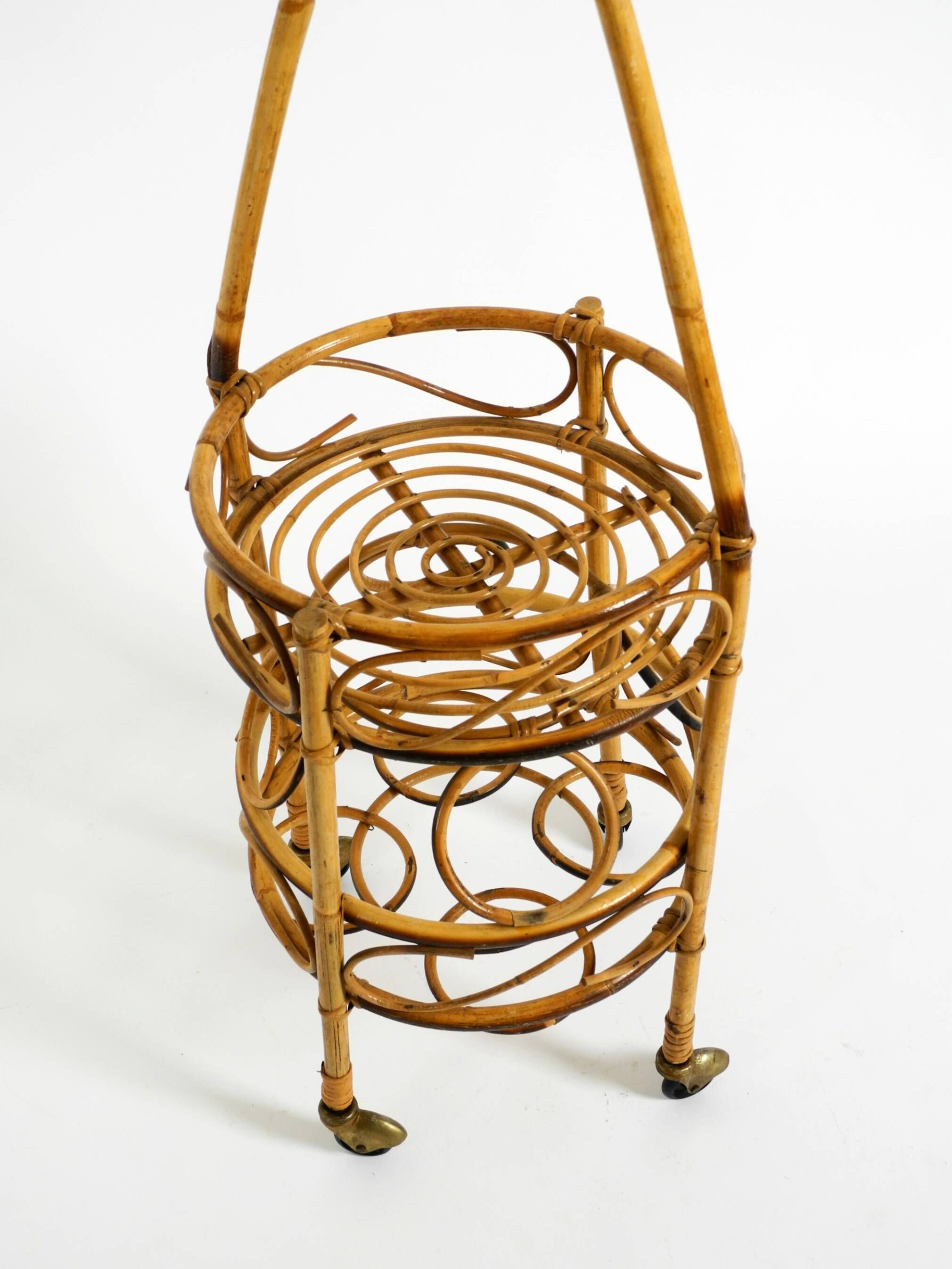 Italian Mid Century bar and serving trolley made of bamboo with wheels