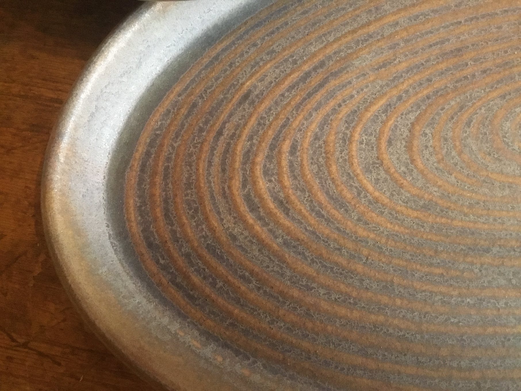 Big flat oval stoneware vintage