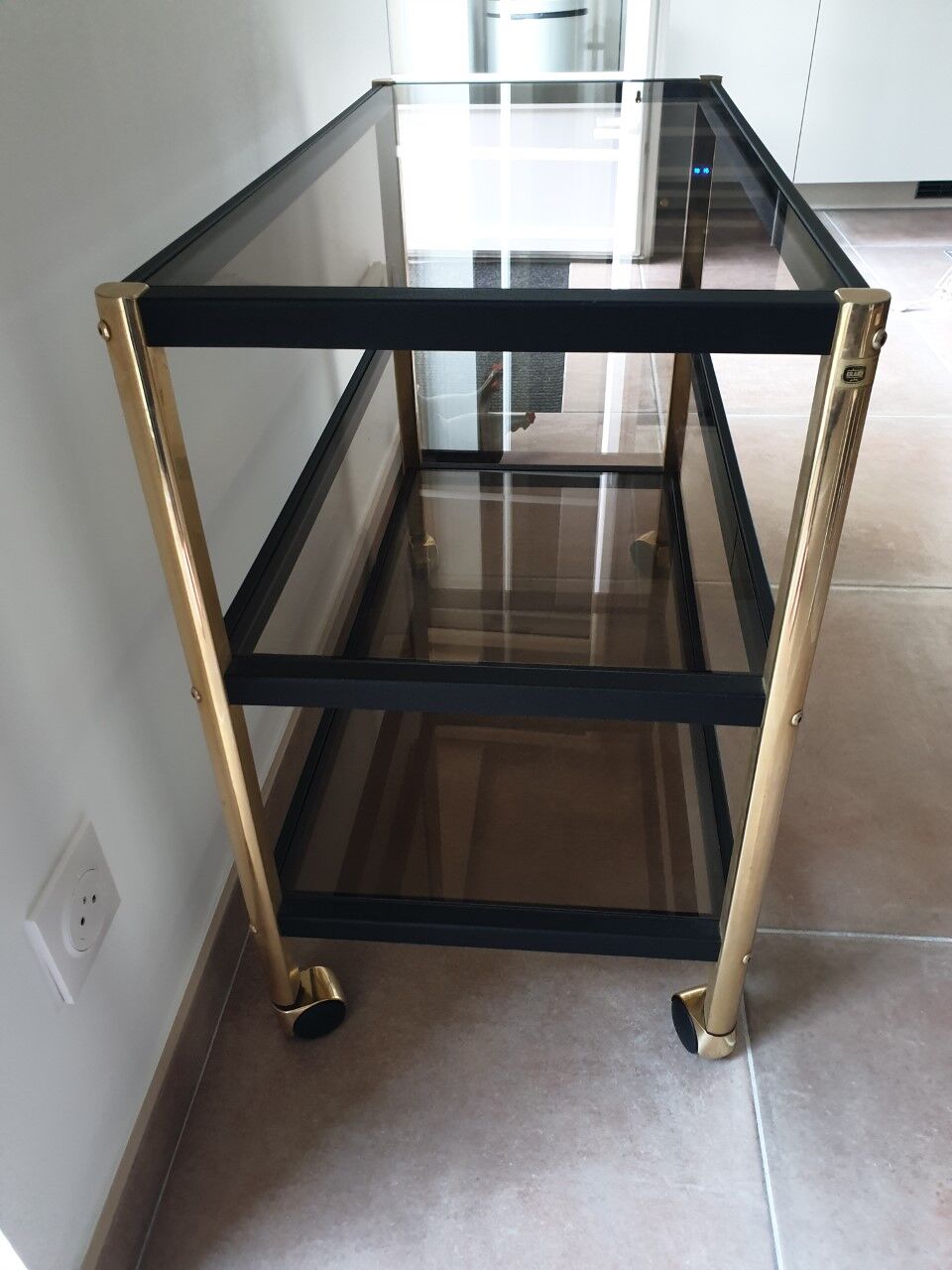 Old smoked glass service