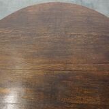 Very beautiful antique English oak gateleg table with an excellent patina