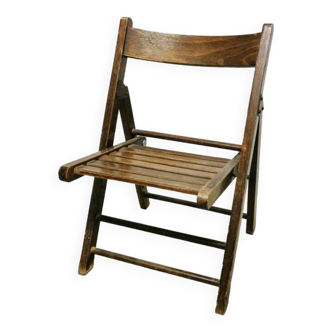 Folding wooden children's chair