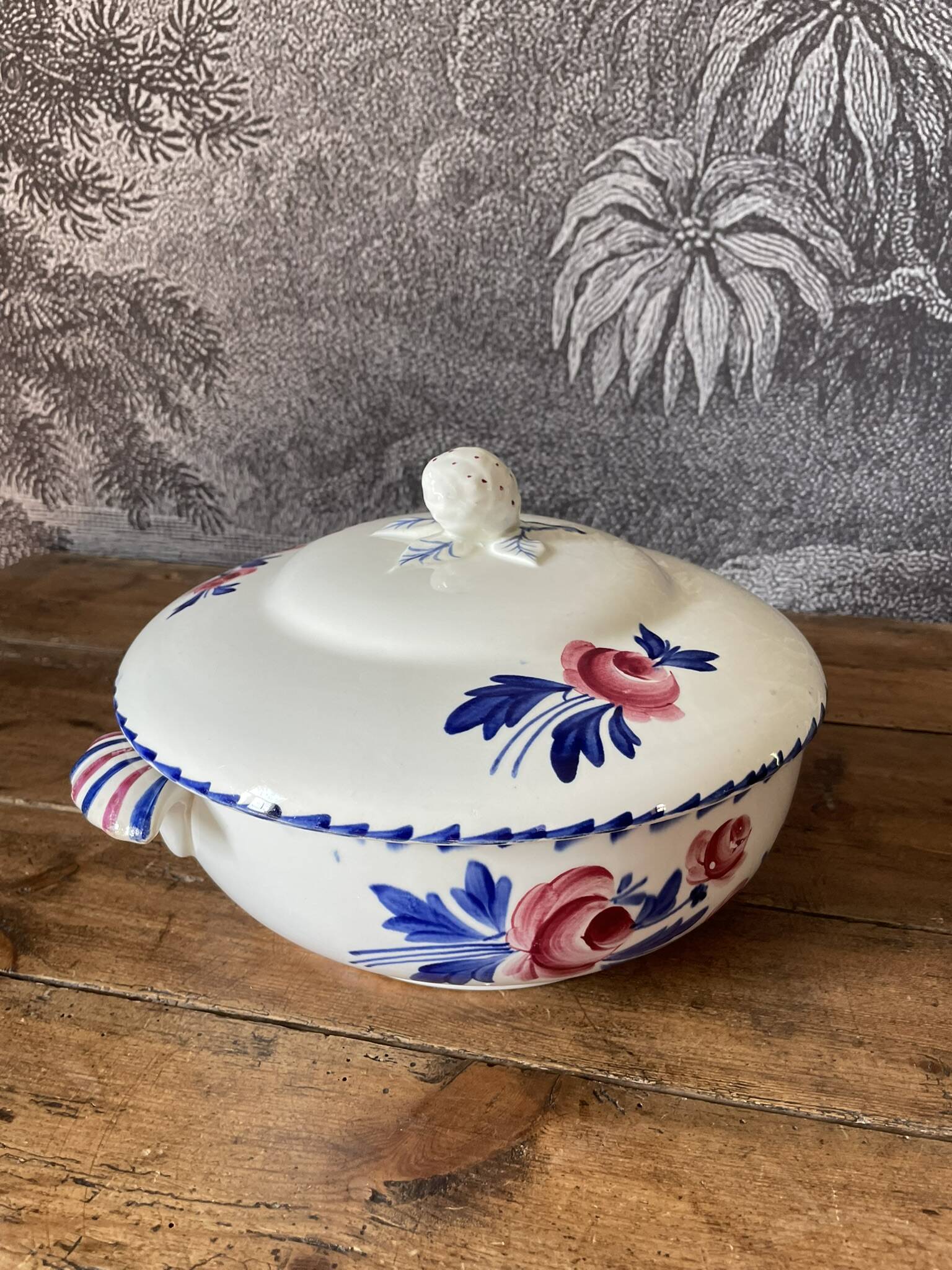 L'Amandinoise St. Amand Soup Tureen