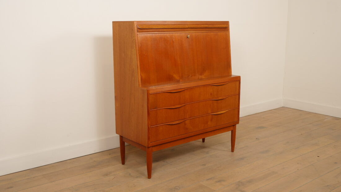 Vintage writing desk | Erling Torvits | Teak | 104 cm