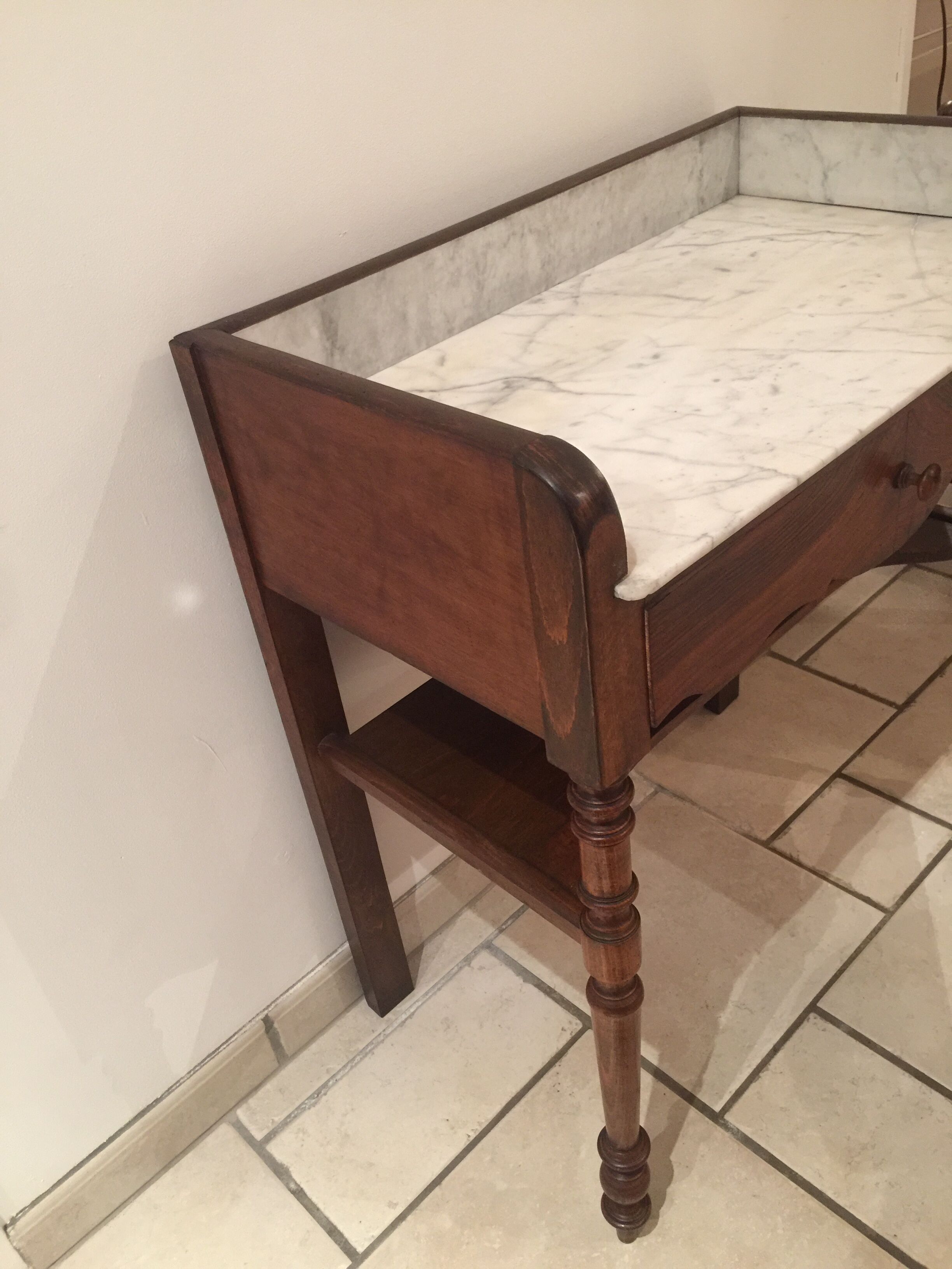 Dressing table with marble