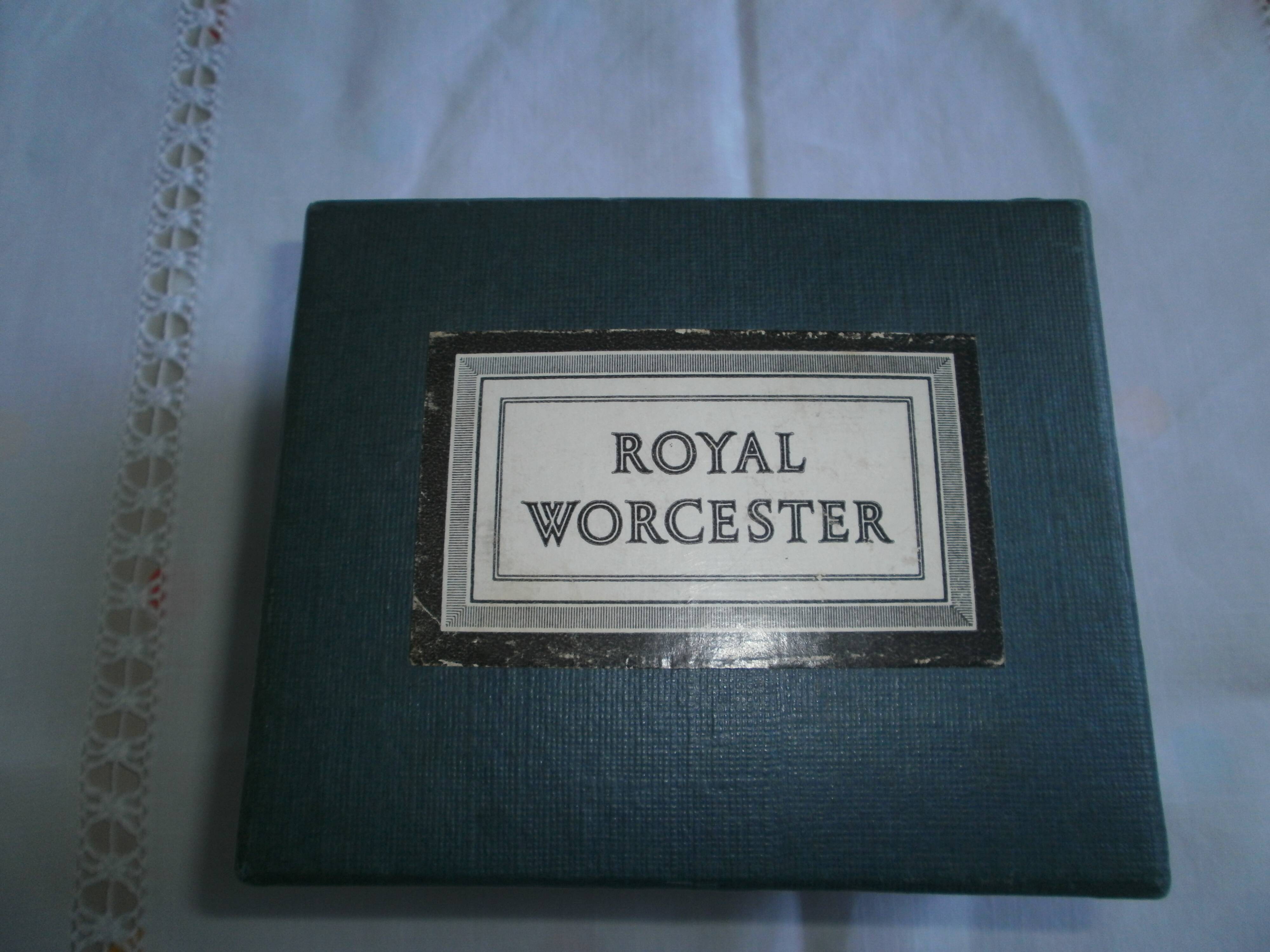 Coquetiers Royal Worcester