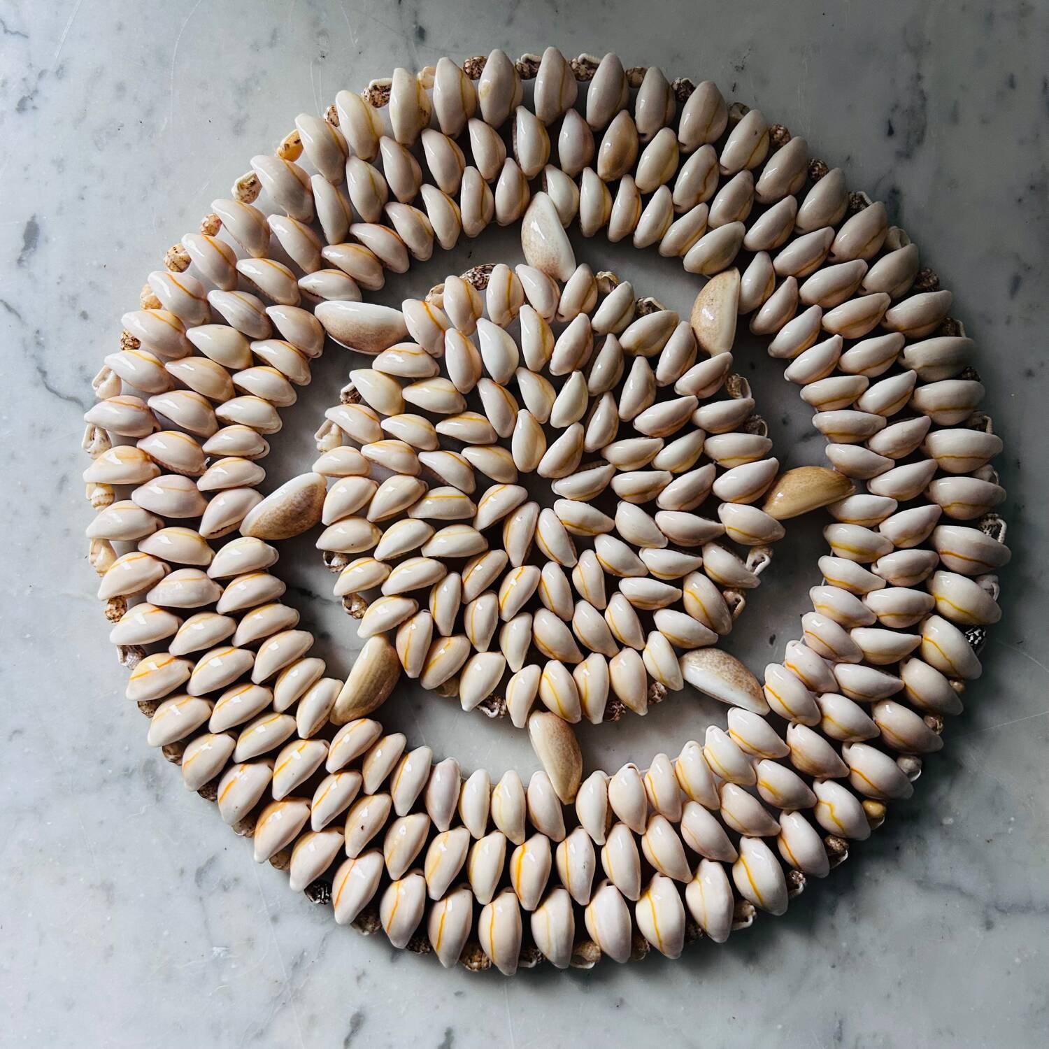 Trivet made of seashells