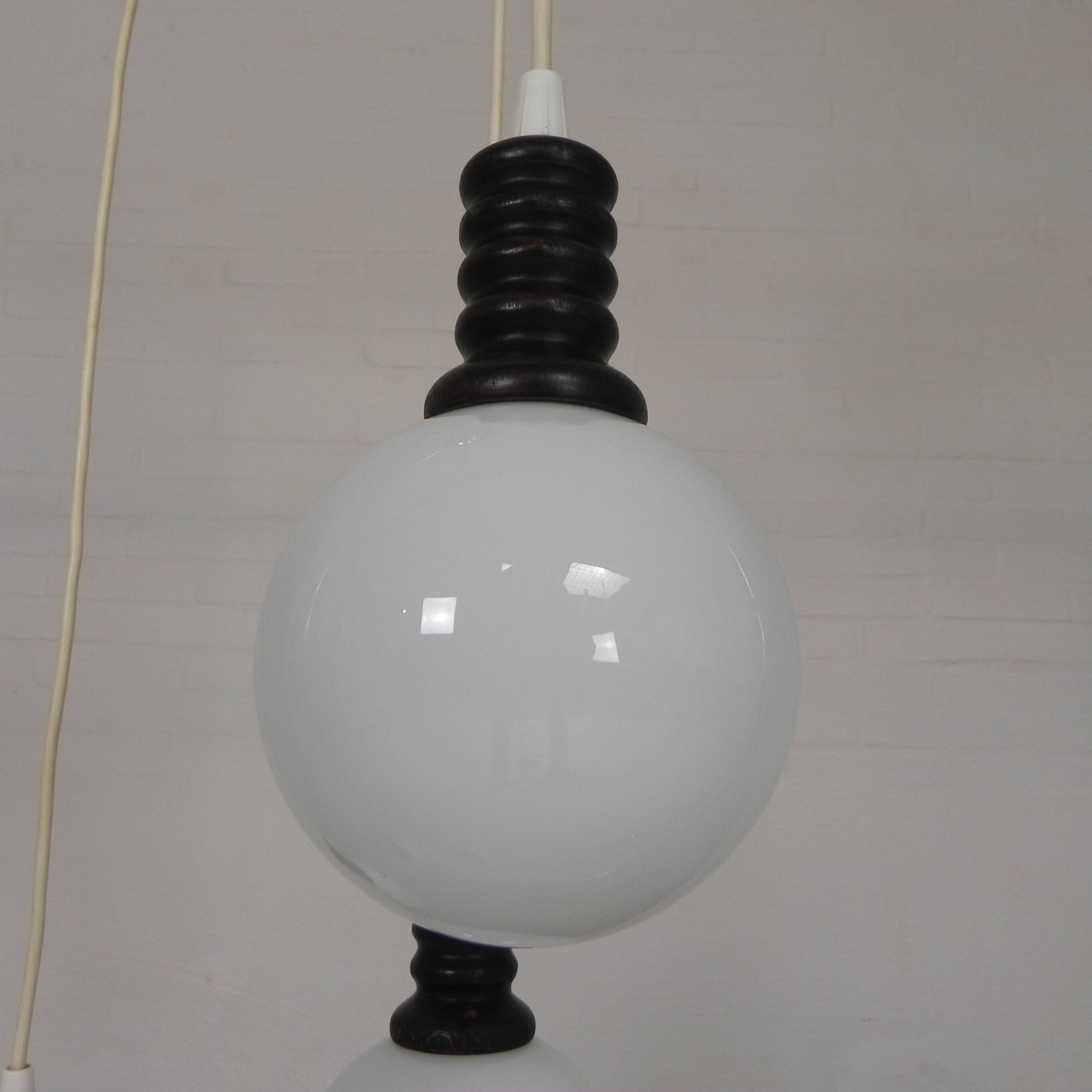 Lampe suspendue Cascade avec 5 boules en verre blanc, années 70