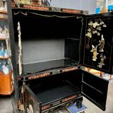 Chinoiserie-style cabinet. Inlaid with steatite, jade, marble, and ivory.
