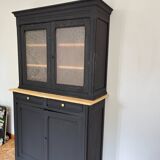 Old Parisian dresser