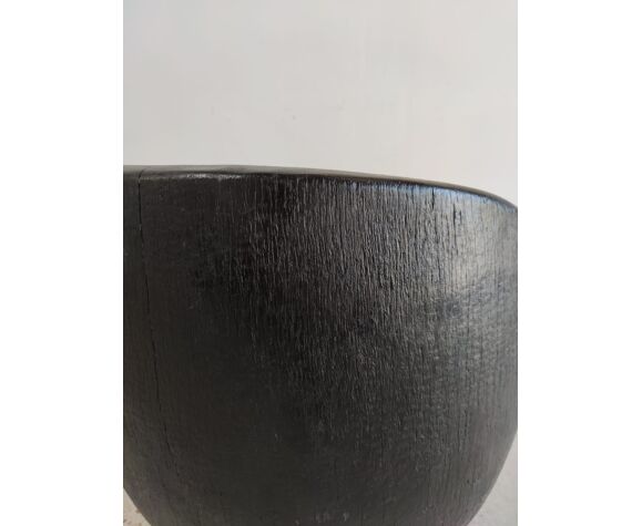 Tabouret circulaire en bois massif noir avec dossier moyen