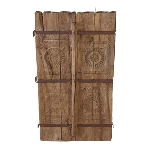 Porte ancienne en bois