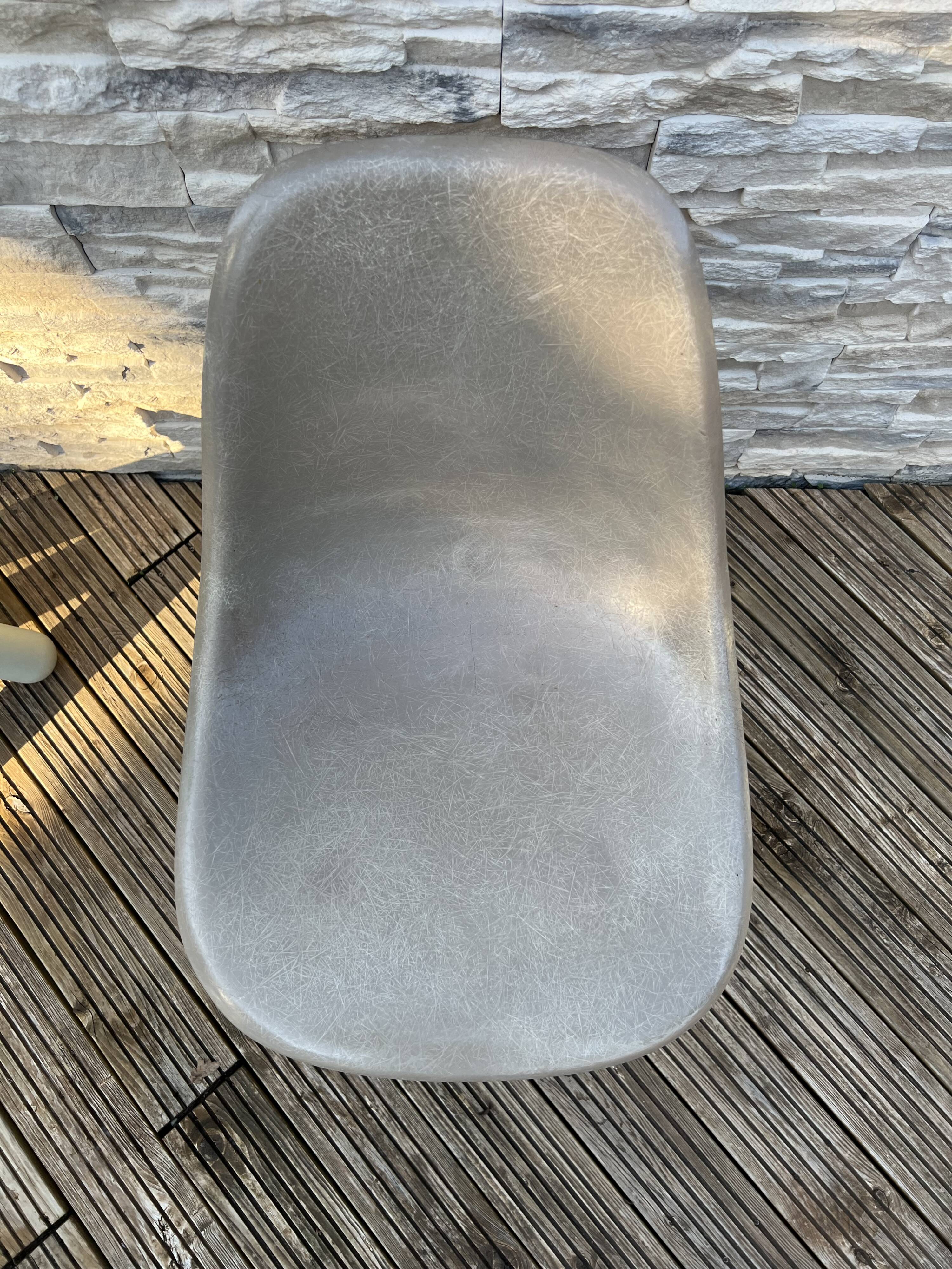 DSR EAMES HERMAN MILLER MOBILIER INTERNATIONAL VITRA