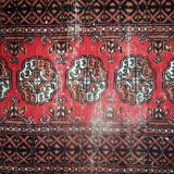 Tapis vintage fait main Lahore en laine rouge (75cm x 119cm) – Années 1960