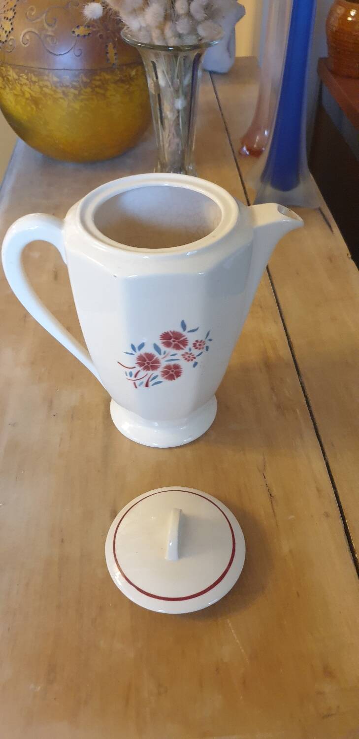 Badonviller half porcelain coffee or tea service