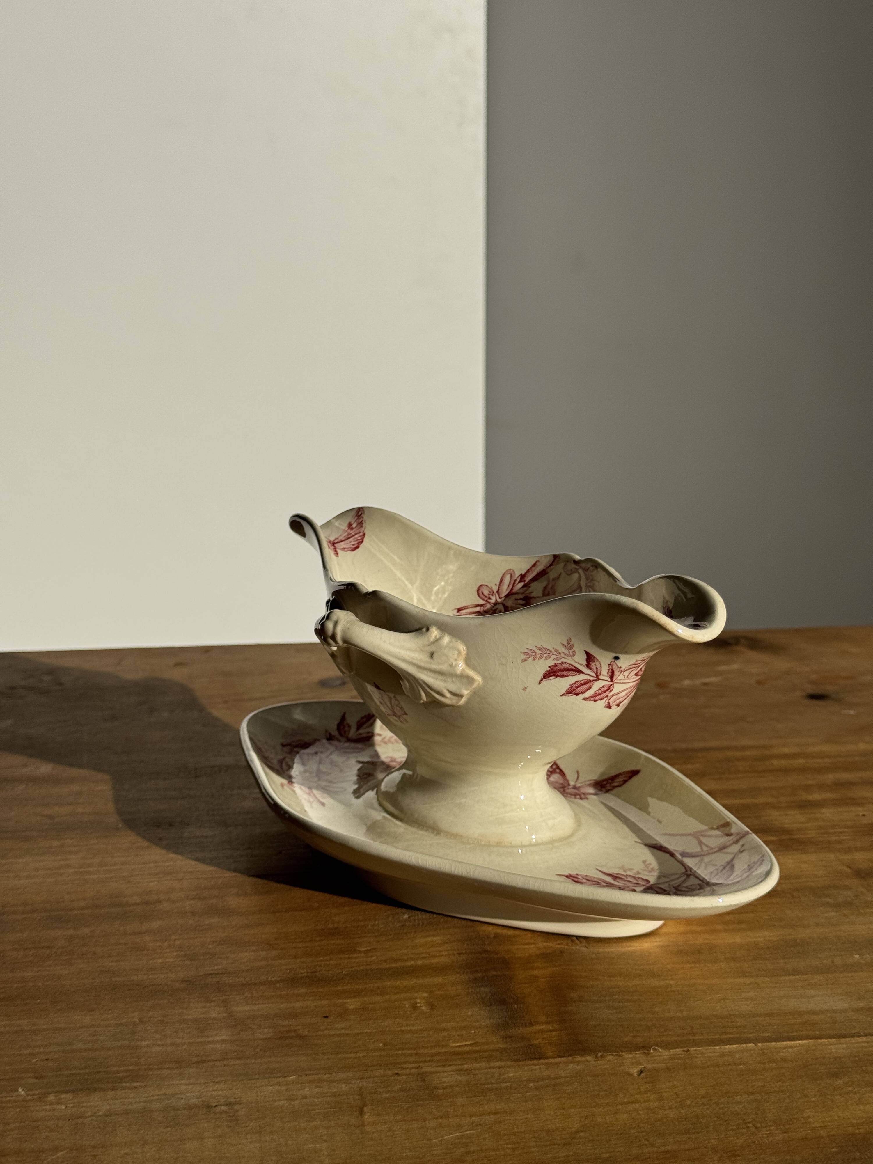 Old pink earthenware saucier Badonviller model Jasmin