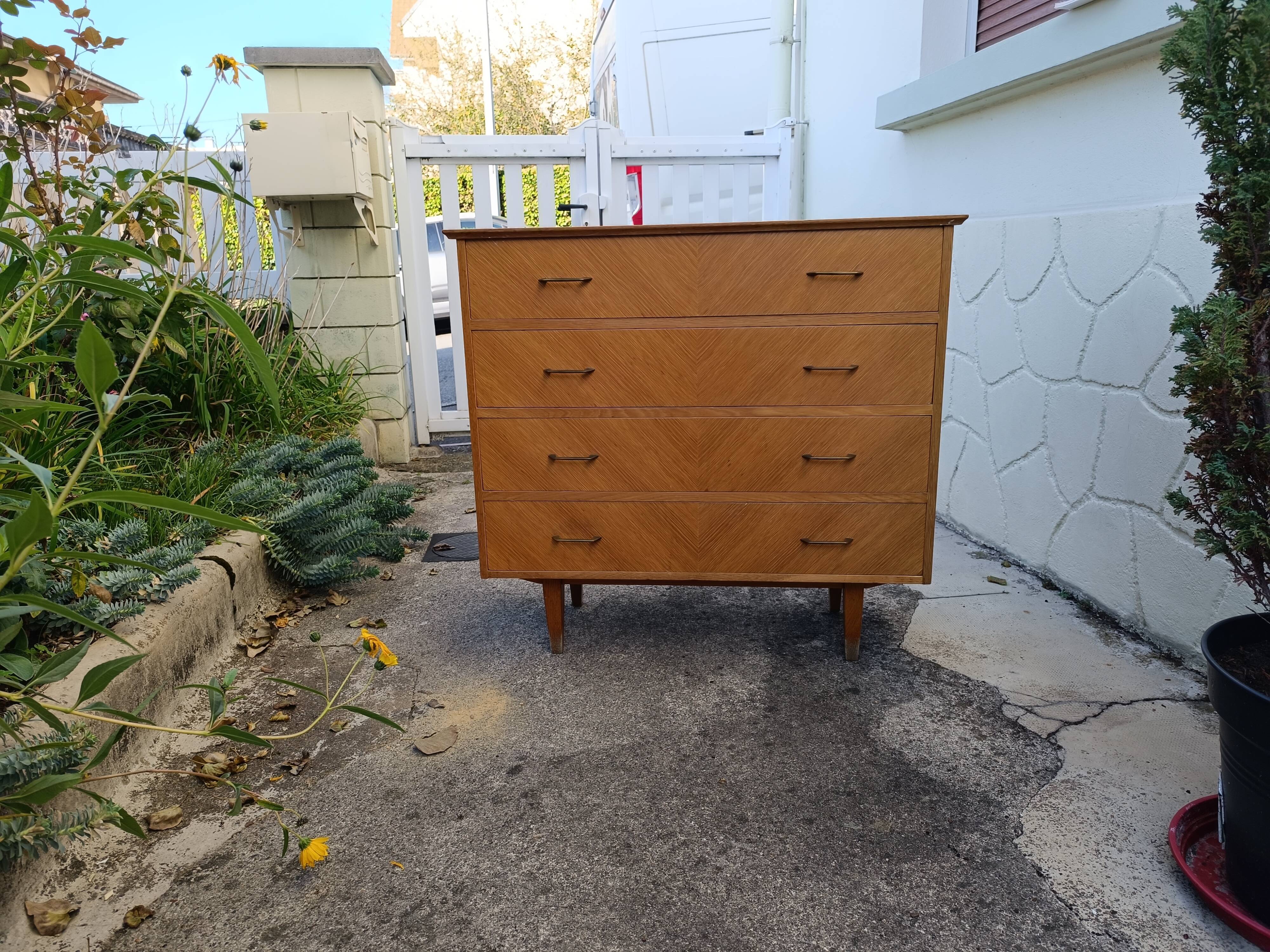 Vintage chest of drawers