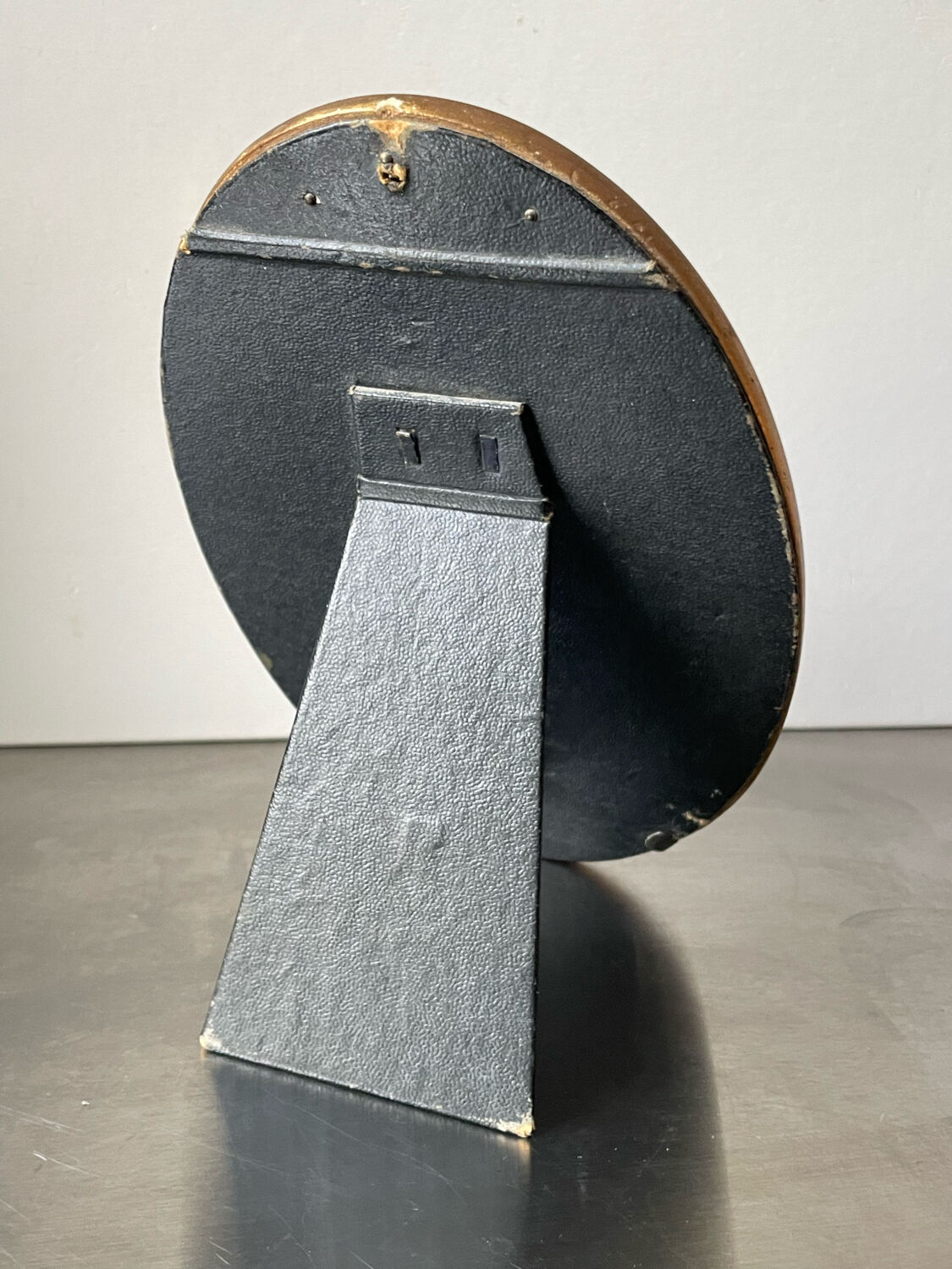 Antique art nouveau oval frame gilded wood