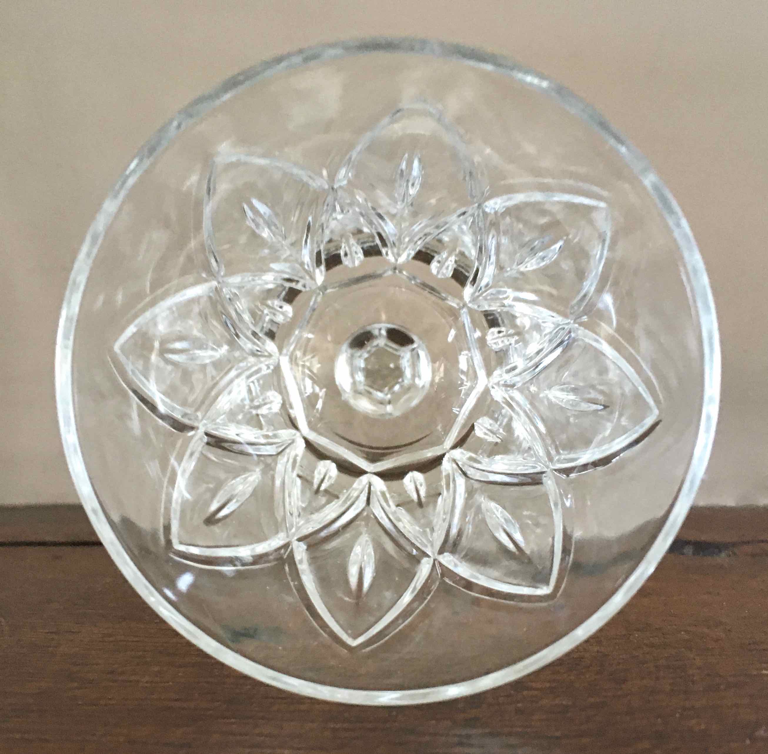 Set of 6 vintage wine glasses