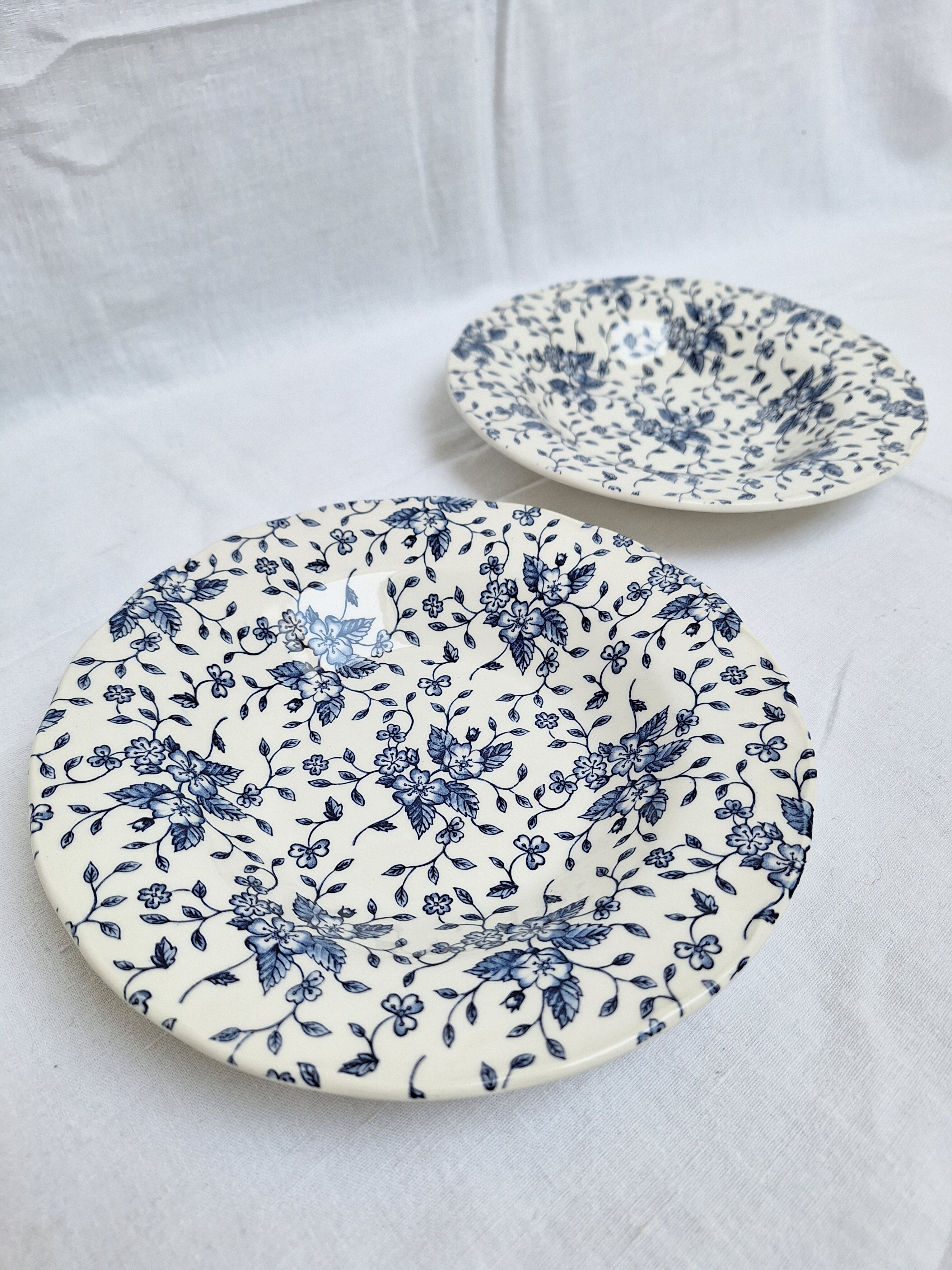 Vintage Grindley plates