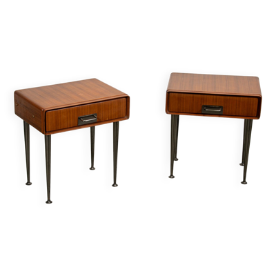 Tables de nuit italiennes en teck avec des détails en laiton, vers 1970