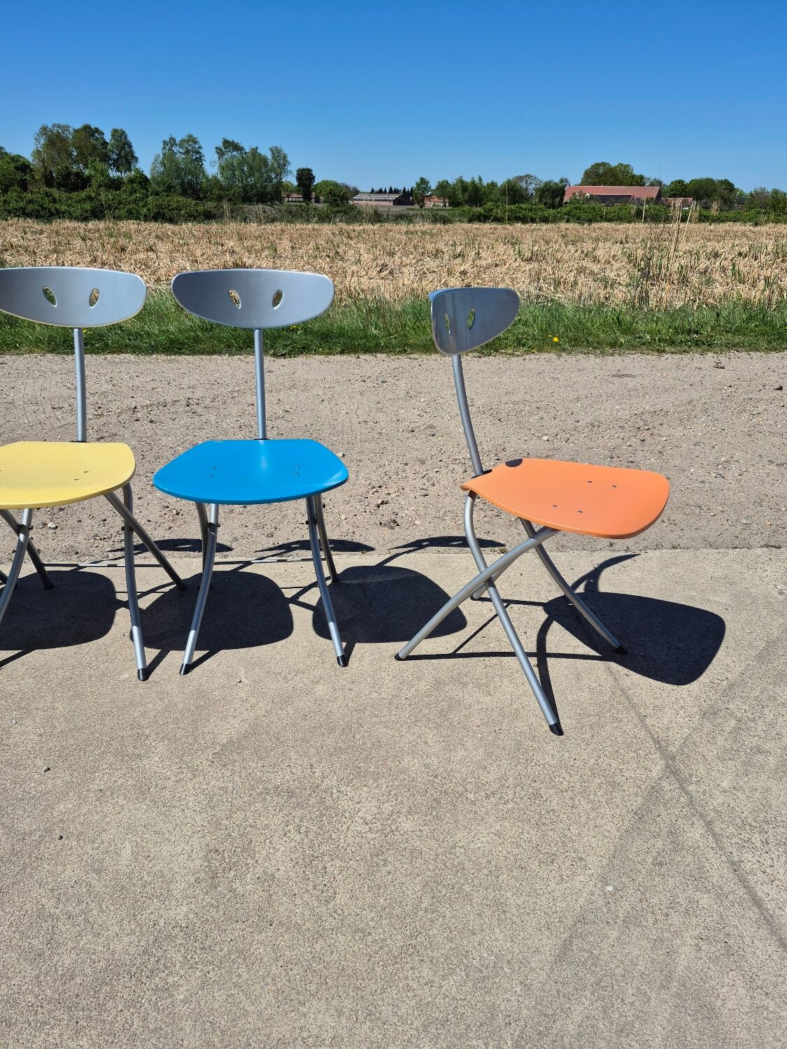 ensemble de 4 chaises pliantes Piu Bonaldo style Memphis