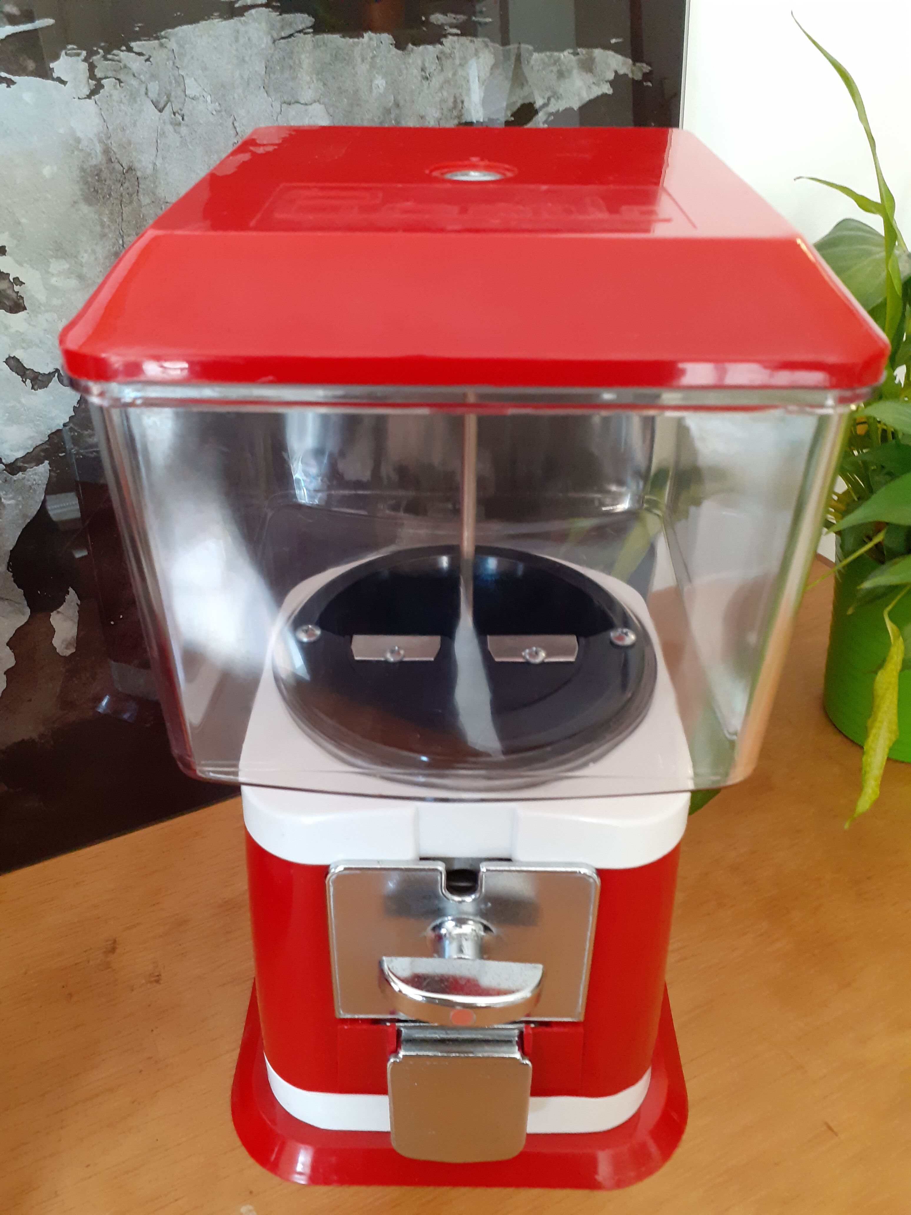 Chewing gums distributor, 80s