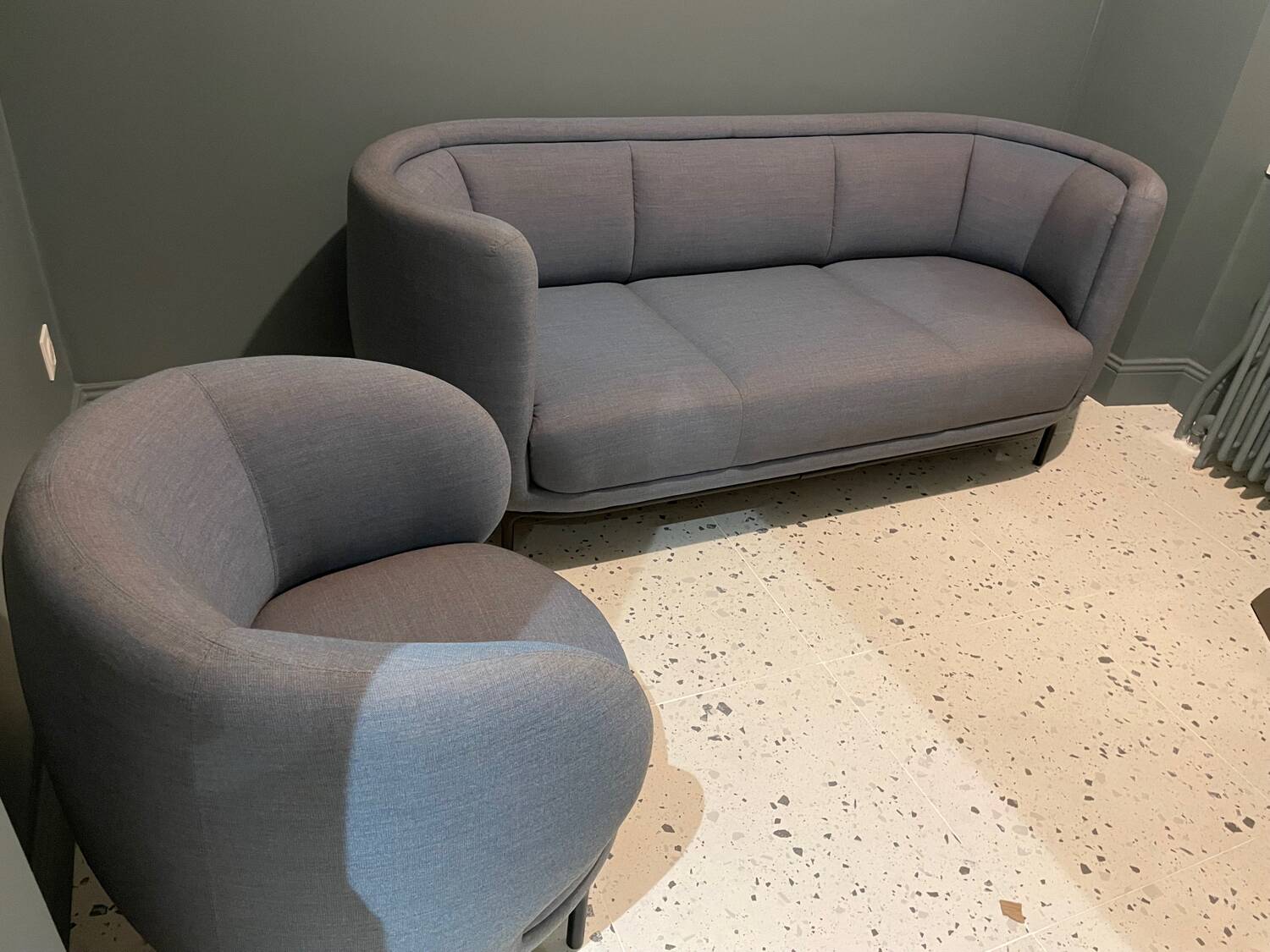 Vuelta 72 armchair + Vuelta 3-seater sofa by Jaime Hayon for the Wittmann brand