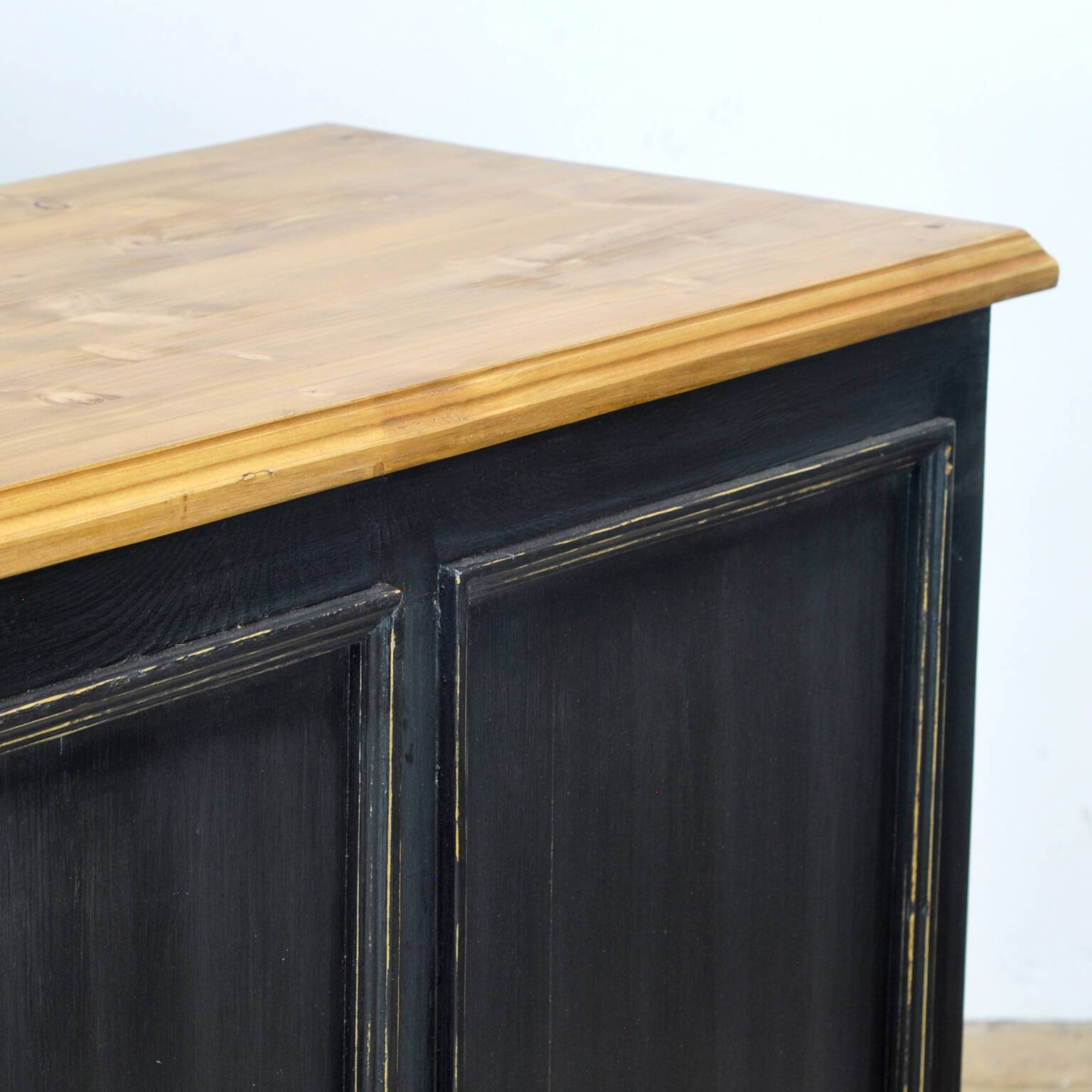 Large pine shopcounter, 1930’s
