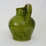 Orjol water pitcher pottery in green glazed terracotta. Pyrenees XIXth