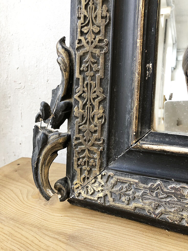 Louis Philippe mirror with pediment - 136x83cm