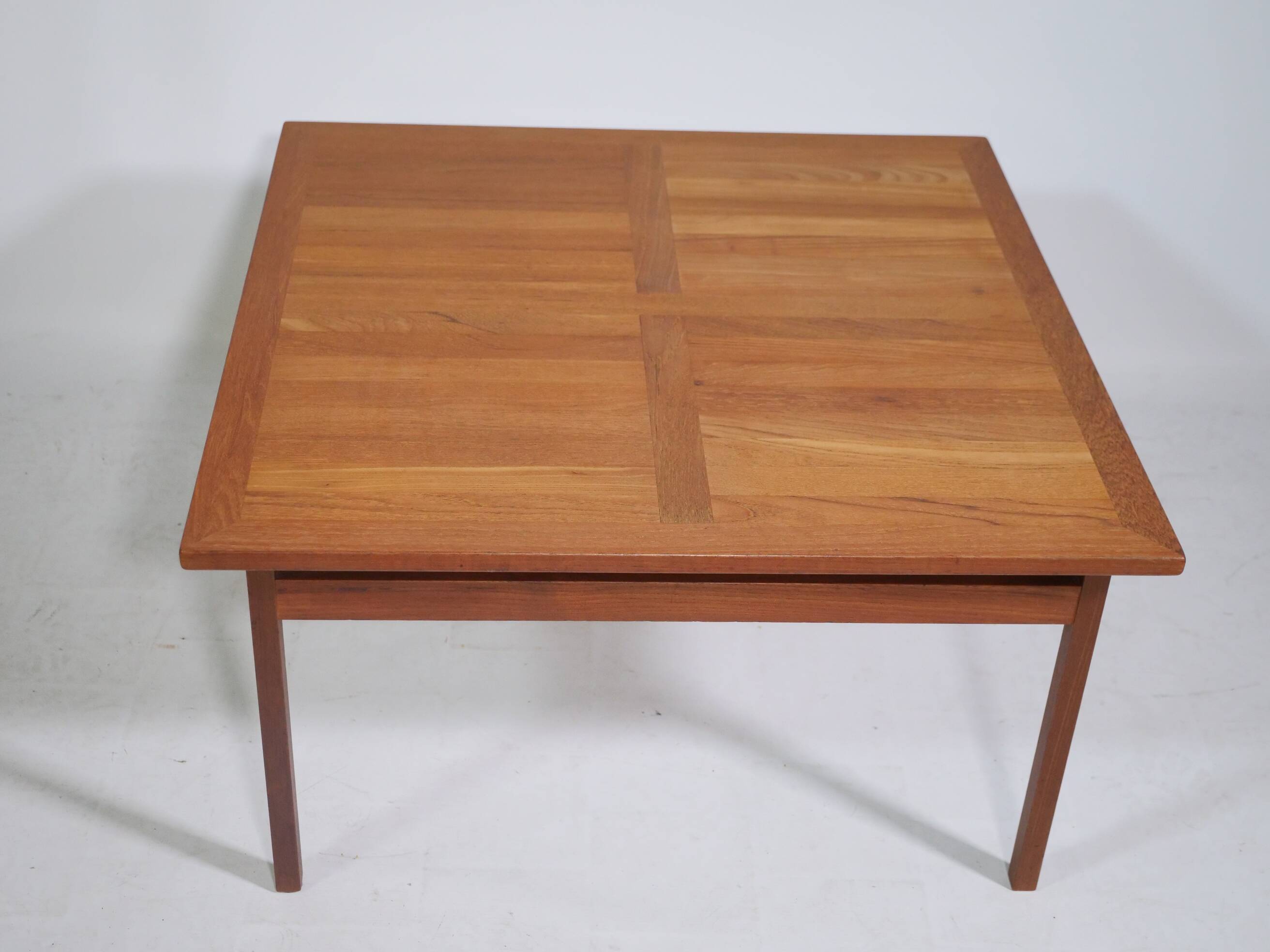 Teak table design side table Finn Juhl coffee table for France and Son